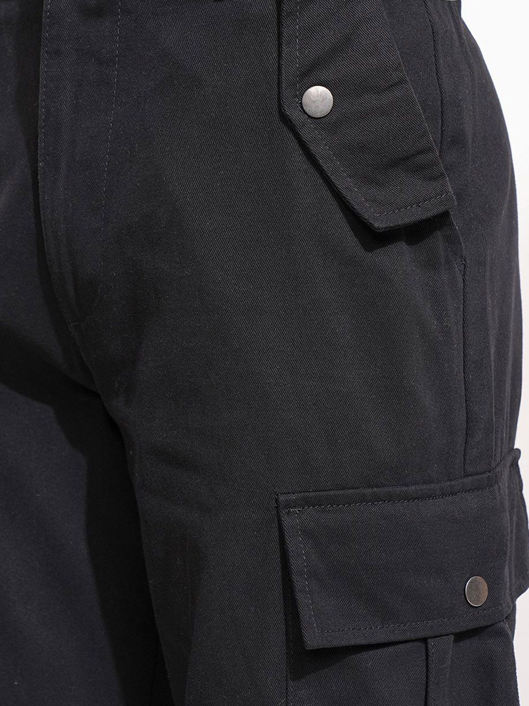 HIGHLANDER Men Straight Fit Cargos Trousers