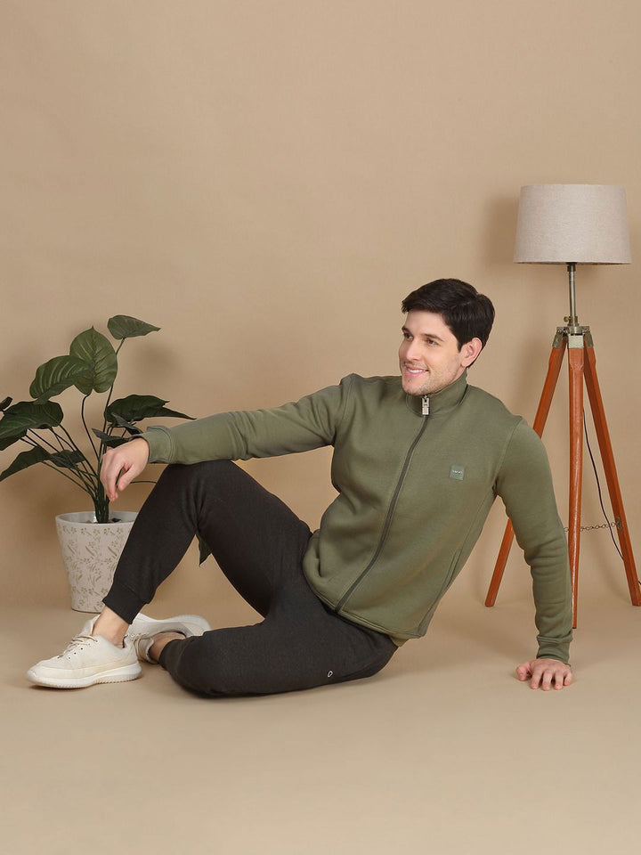 Impian manis lelaki mengejek sweatshirt kolar