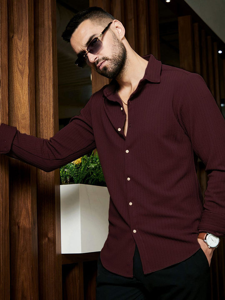 Campus Sutra Men Spread Collar Comfort Casual Shirt