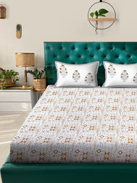 KLOTTHE Mustard Geometric Super King Bedsheet with 2 Pillow Covers
