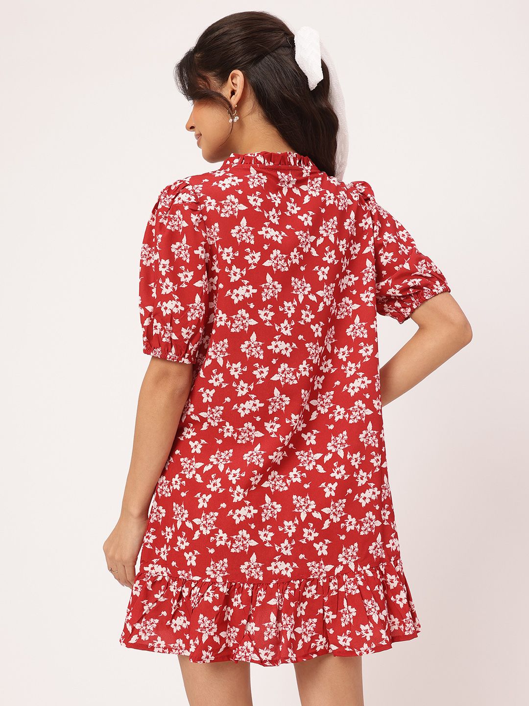 DressBerry Spring Romantics Floral Print Tie-Up Neck Mini Sheath Dress