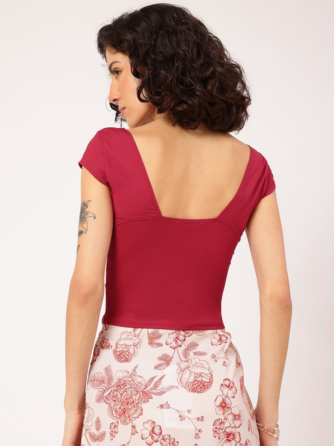 DressBerry Fashionable & Joyful Sweetheart Neck Fitted Top