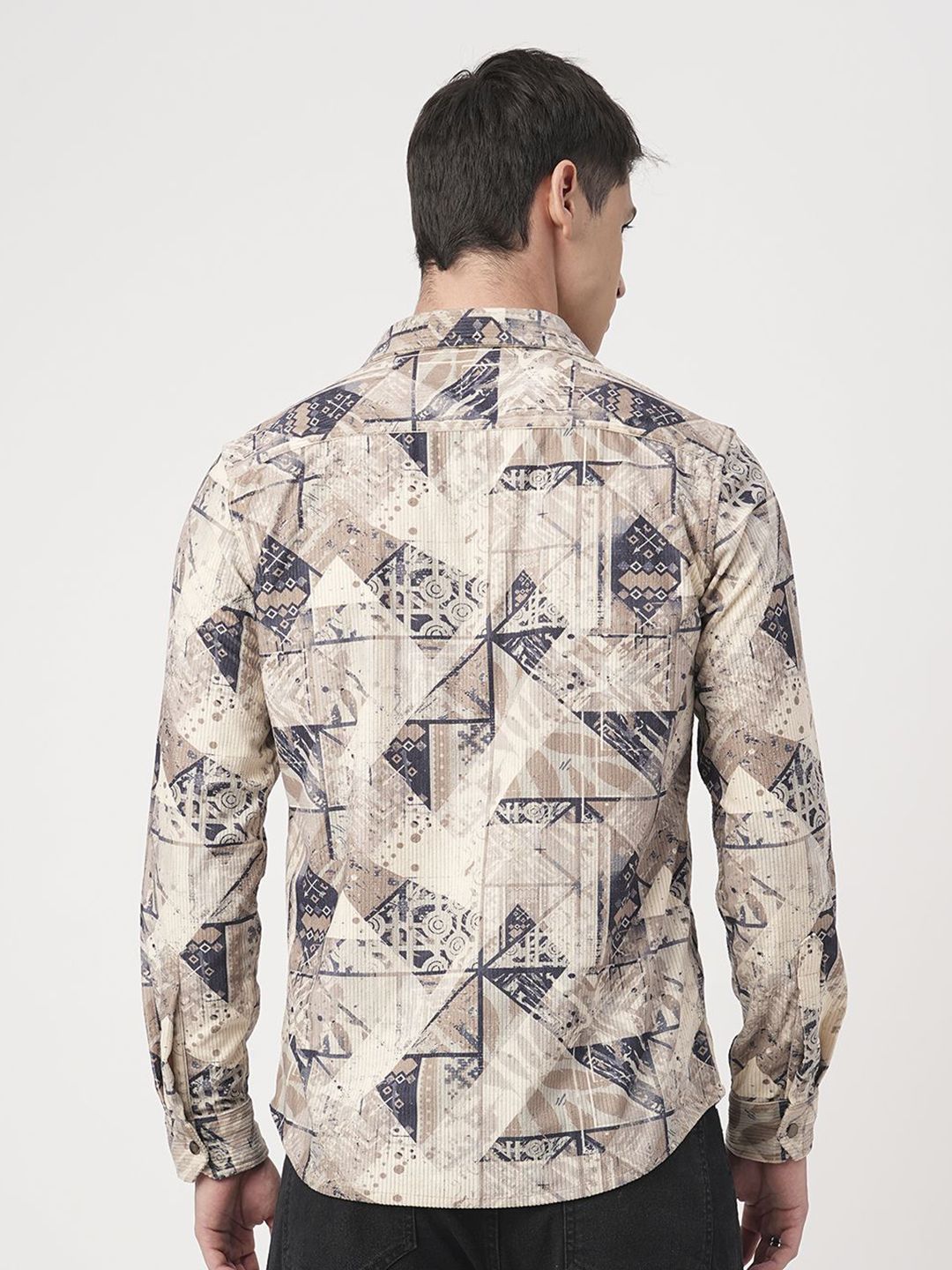 VASTRADO Men Classic Slim Fit Spread Collar Abstract Printed Cotton Casual Shirt