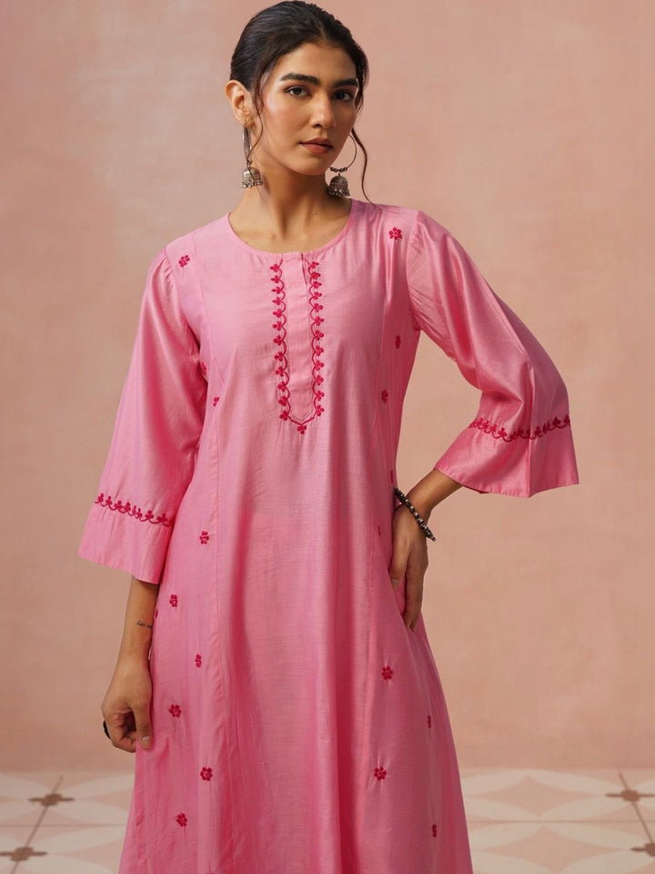 Rumah Chikankari Kurta Chikankari Biasa Wanita dengan Seluar