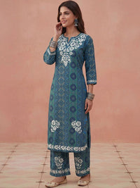 Rumah Chikankari Wanita Biasa Chikankari Silk Crepe Kurta dengan Seluar