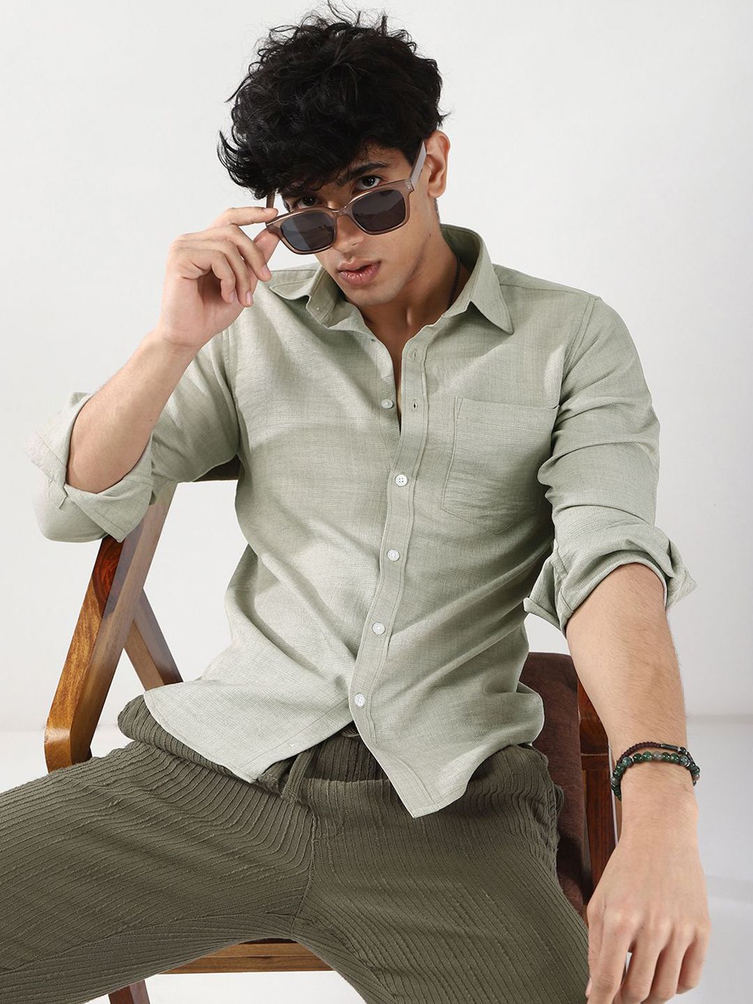 Urbano Fashion Men Beige Solid Linen Full Sleeve Relaxed Fit Casual Shirt