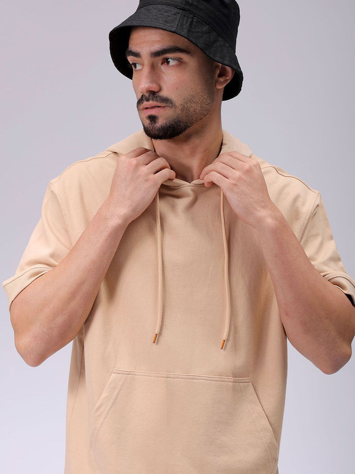 The Indian Garage Co Men Solid Hooded Pullover Short Sleeves Sweatshirt