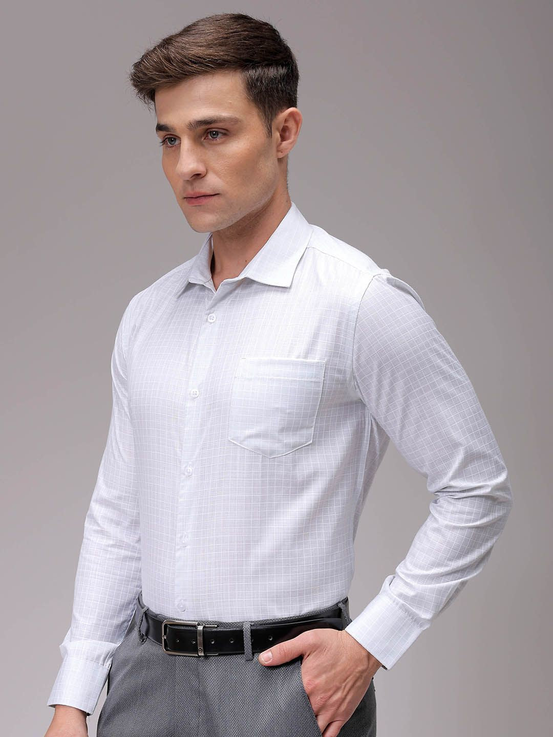 The Indian Garage Co. X Luxe Men Slim Fit Opaque Checked Formal Shirt