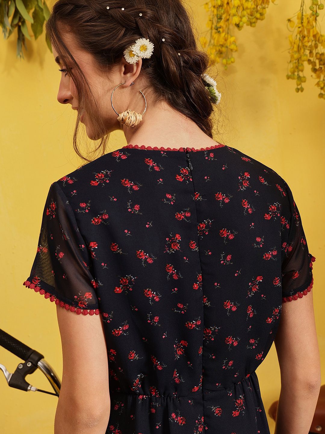 Quiero Women Floral Dicetak leher bulat a-line