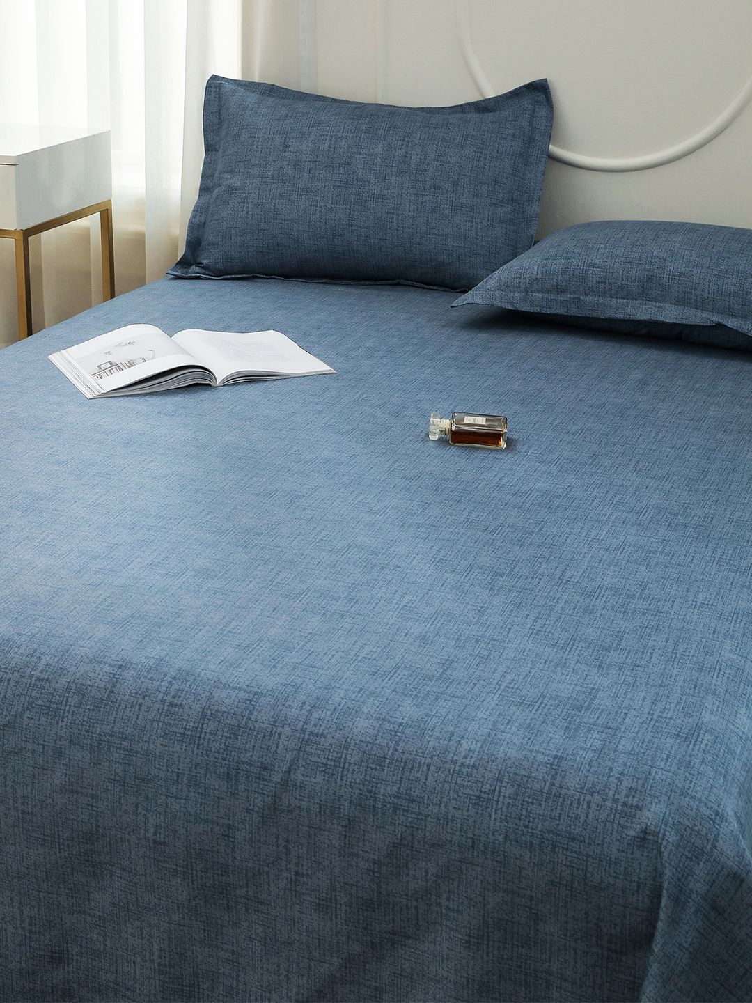 Story@home Blue Abstract Printed 240 TC Satin Finish Queen Bedsheet Set