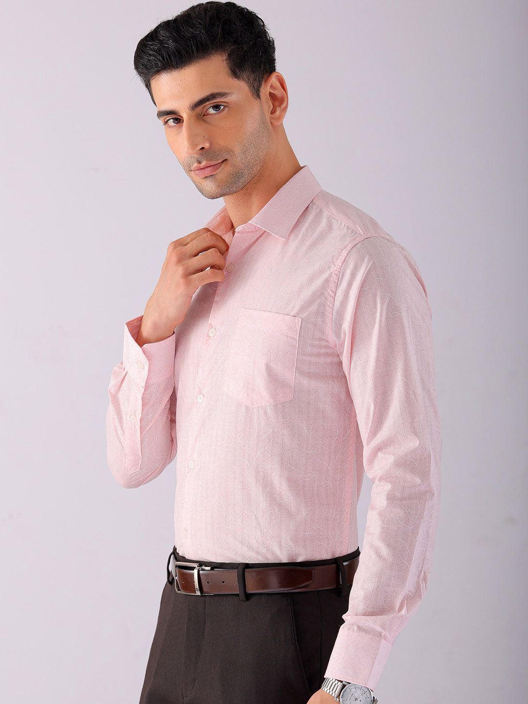 The Indian Garage Co. X Luxe Men Spread Collar Micro Ditsy Printed Slim Fit Formal Shirt