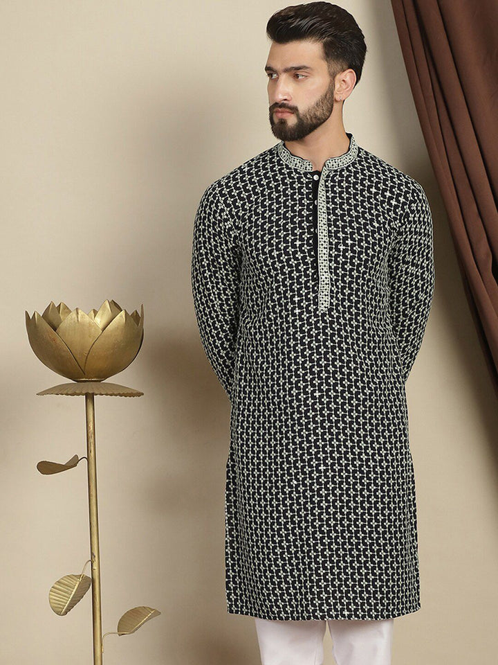 Anouk Geometric Printed Mandarin Collar Thread Work Lengan Panjang Cotton Kurta