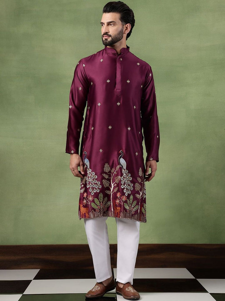 SOJANYA Men Floral Embroidered Thread Work Kurta