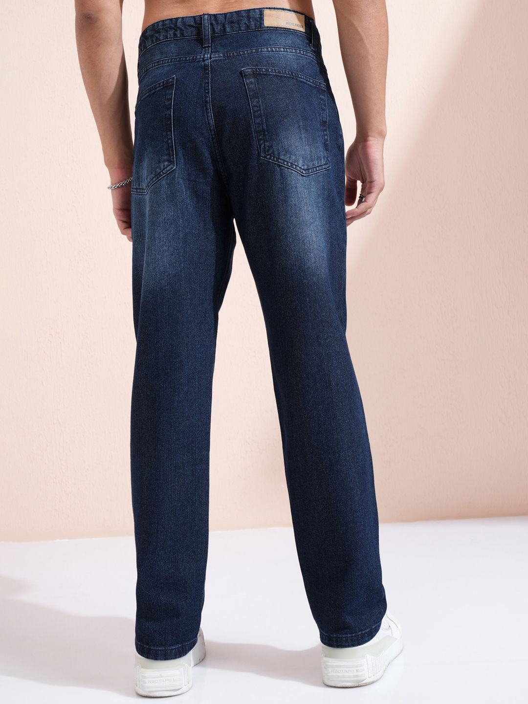 HIGHLANDER Men Mid-Rise Cotton Straight Fit Light Fade Jeans