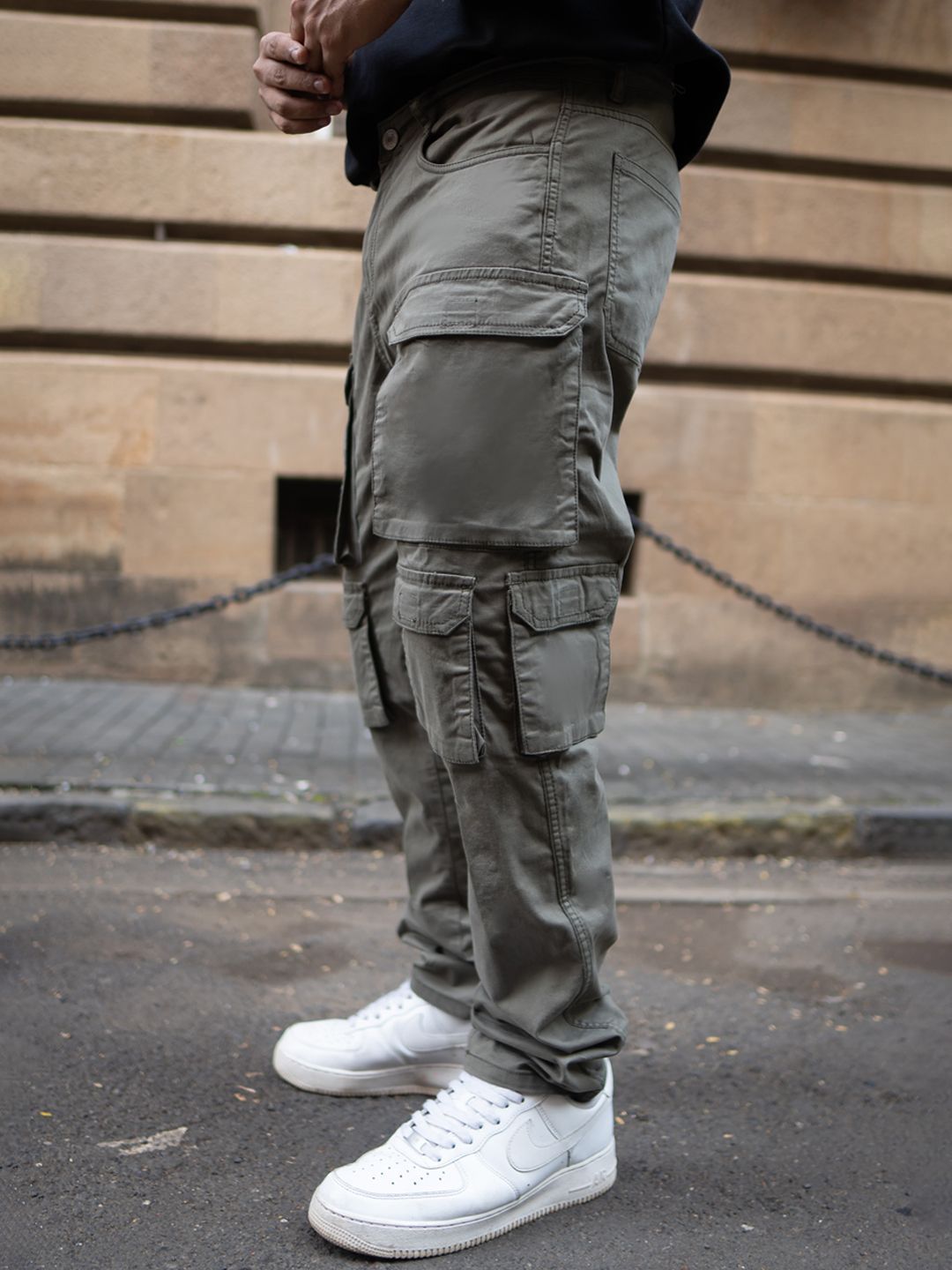 Powerlook Men Loose Fit Cargo Trousers