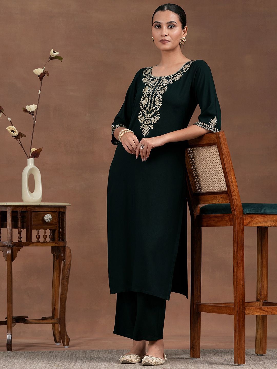 Libas Floral Embroidered Yoke Design Zari Straight Kurta with Trousers