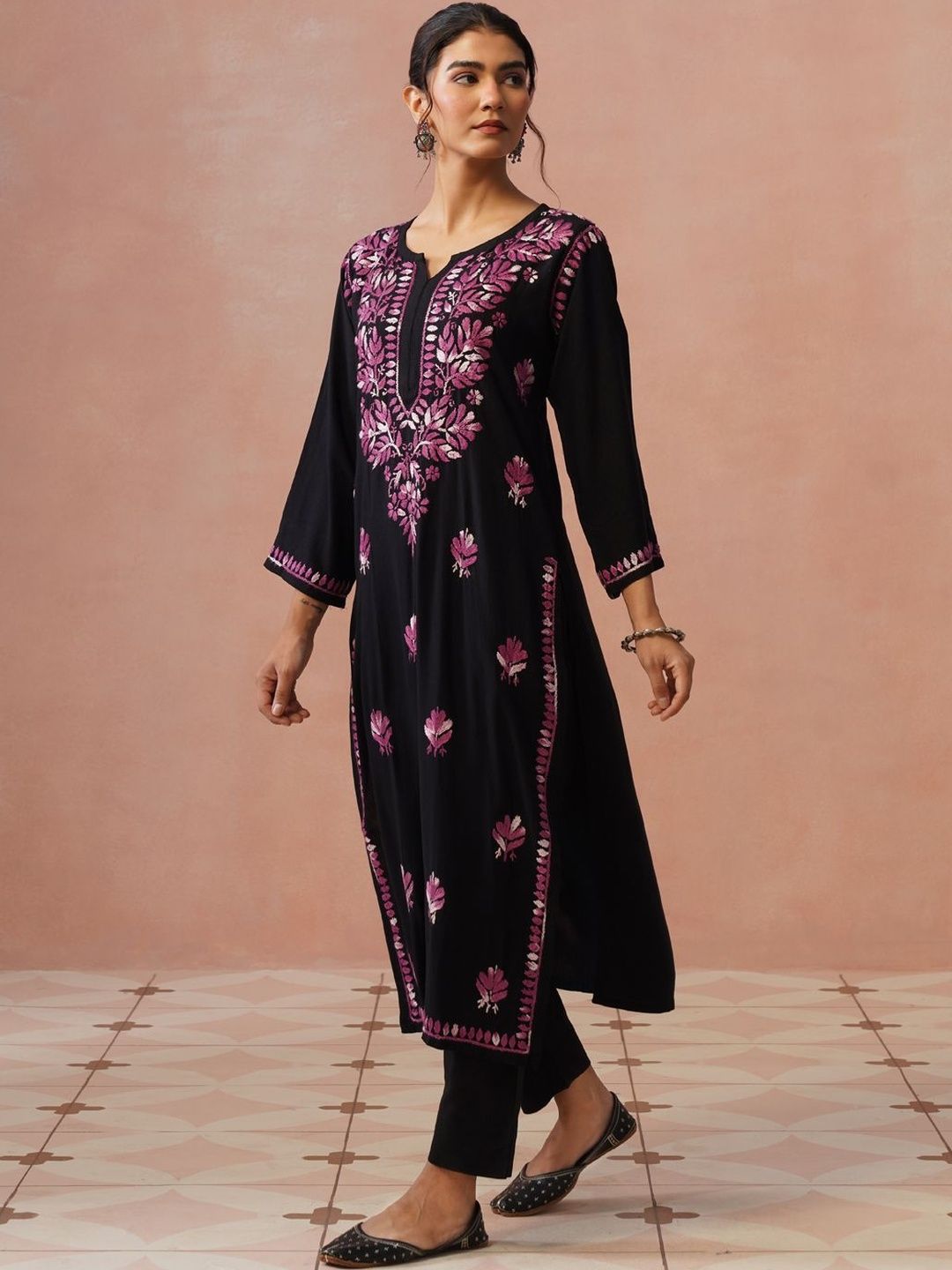 Rumah Wanita Chikankari Sulam Kurta Chikankari