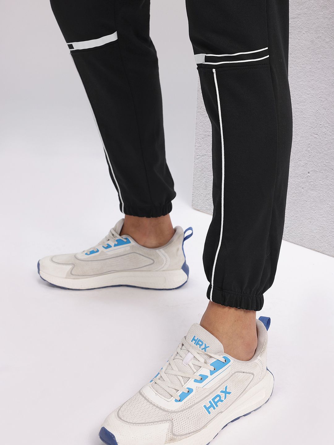 HRX by Hrithik Roshan Men Striped Lifestyle Joggers
