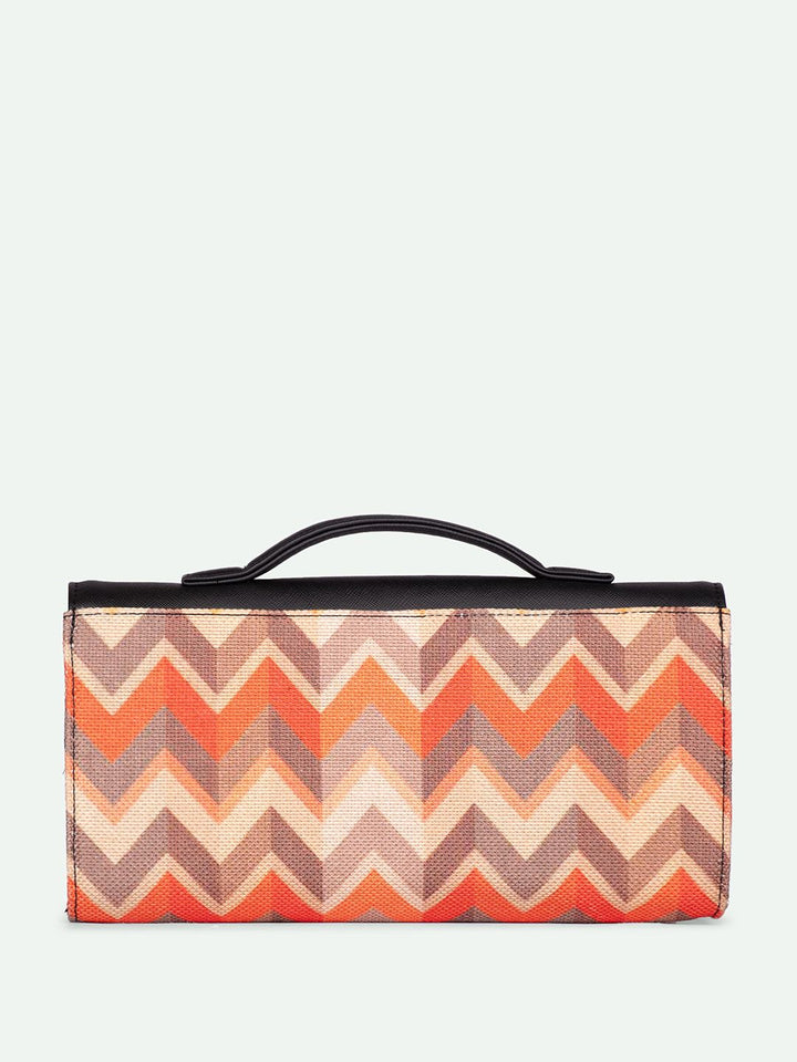 ZOUK Rhea Kapoor Tidal Wave Textured Water Resistant Jute Envelope Clutch