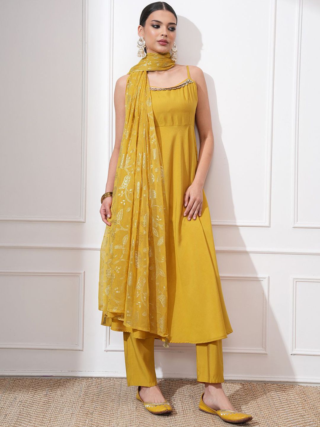 Vishudh Women Regular Kurta with Trousers & With Dupatta