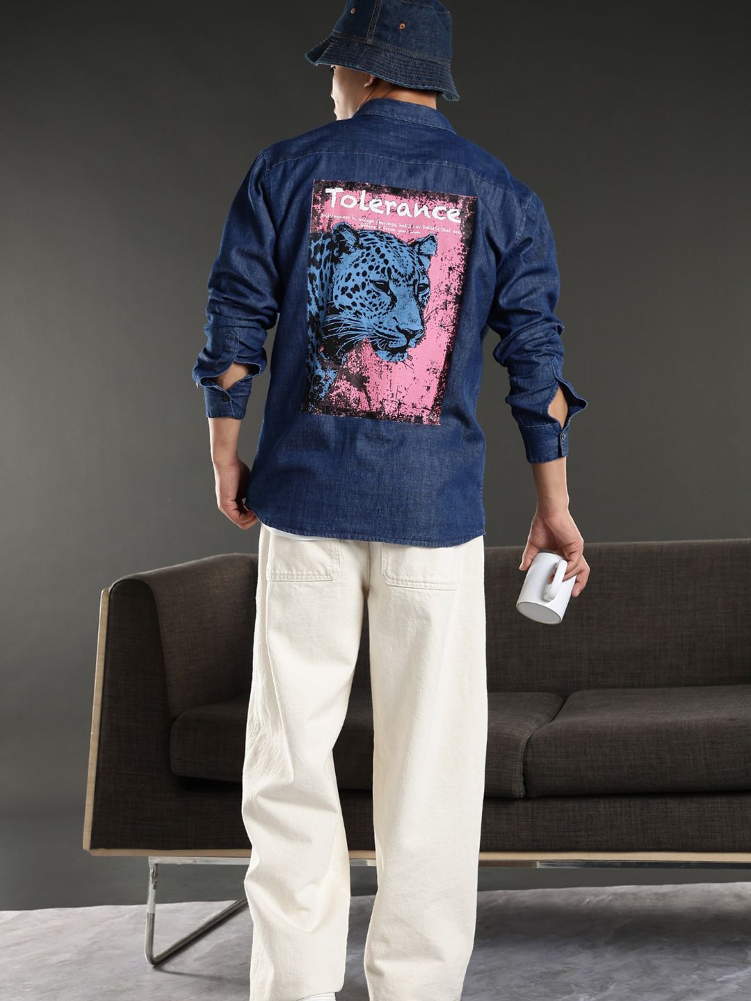 Eszett Graphic Printed Spread Collar Denim Casual Shirt