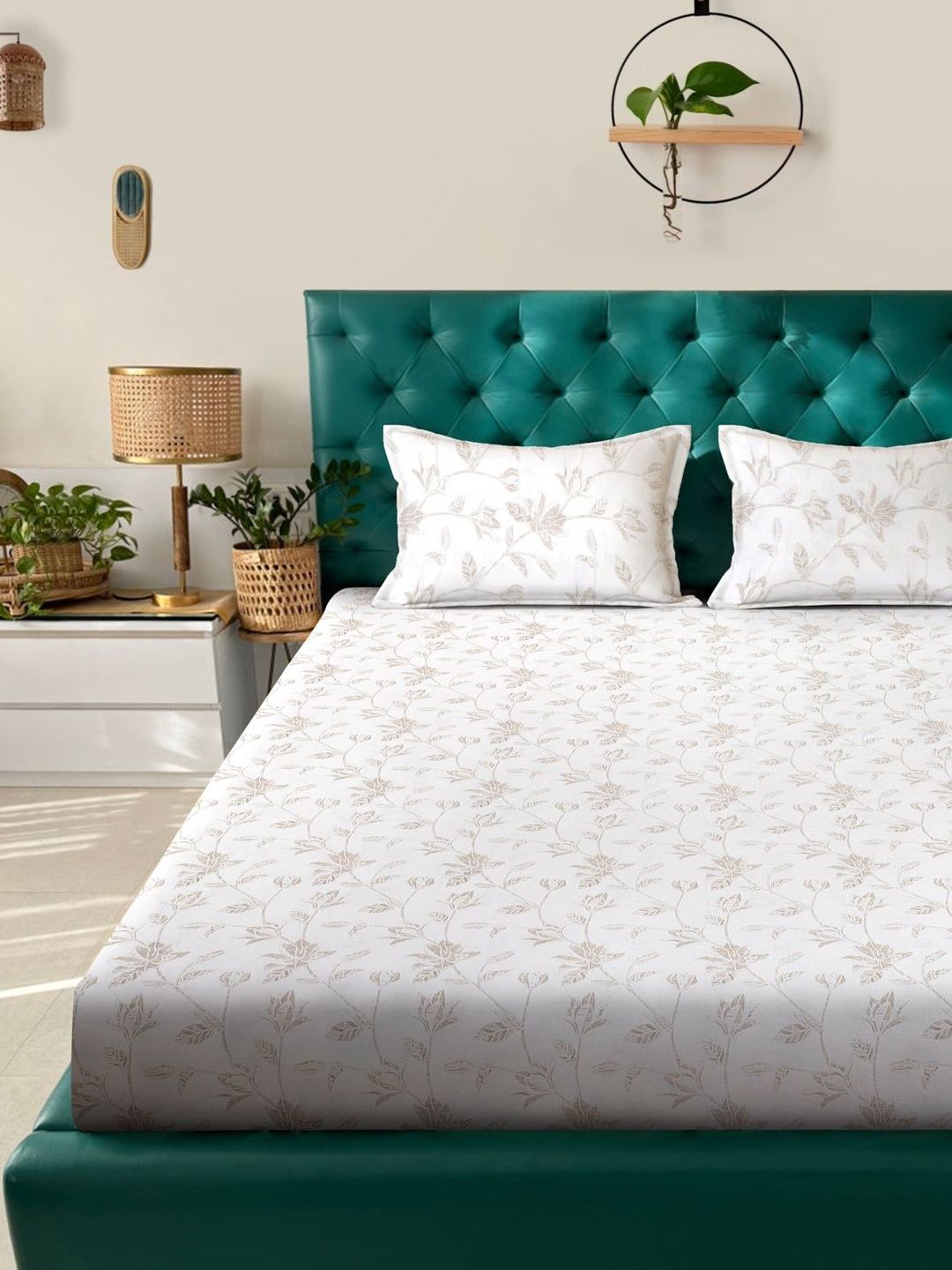KLOTTHE White Floral Fitted 400 TC Pure Cotton Super King Bedsheet With 2 Pillow Cover