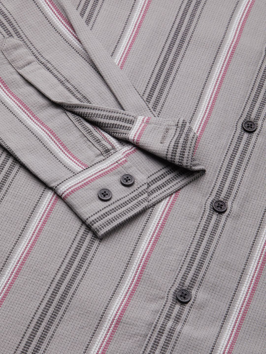 VASTRADO Men Classic Slim Fit Vertical Striped Spread Collar Cotton Casual Shirt