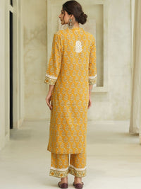 House of Chikankari Women Floral Printed Regular Pure Cotton Kurta with Set