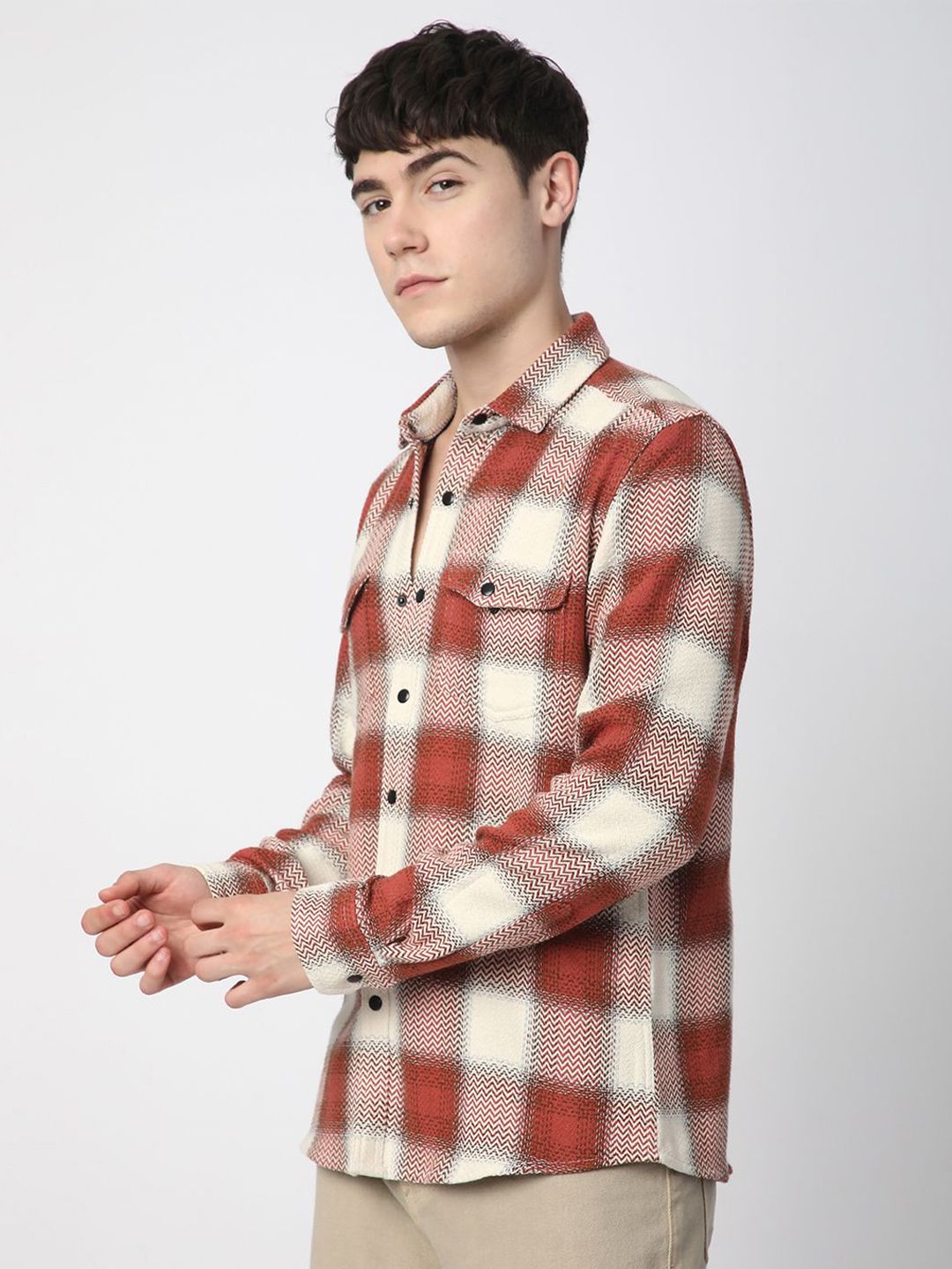 VASTRADO Men Classic Slim Fit Opaque Checked Casual Shirt