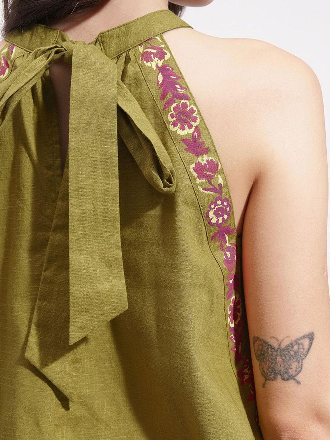 Vishudh Women Floral Print Halter Neck A-Line Cotton Top