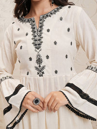 Vishudh Floral Embroidered Regular Thread Work Pure Cotton Kurta With Palazzos