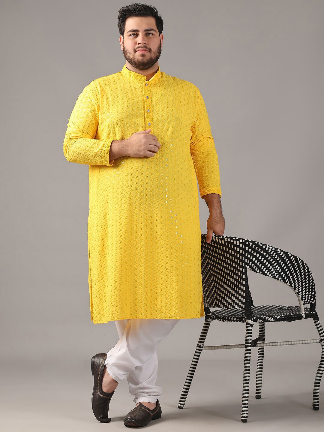 SOJANYA PLUS Plus Size Lelaki Motif Etnik Sulam Kapas Tulen Kurta Lurus & Piyama