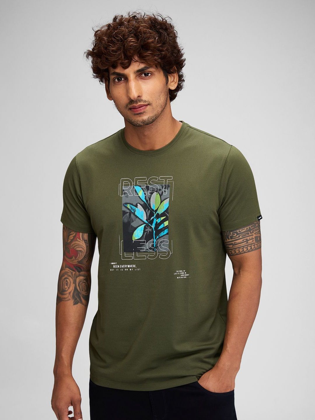 SPYKAR Men Typography Pockets Slim Fit T-shirt