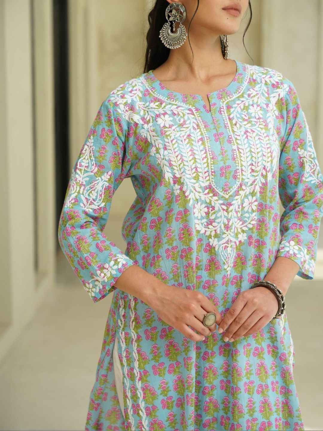 House of Chikankari Women Floral Printed Thread Work Indie Florals Kurta