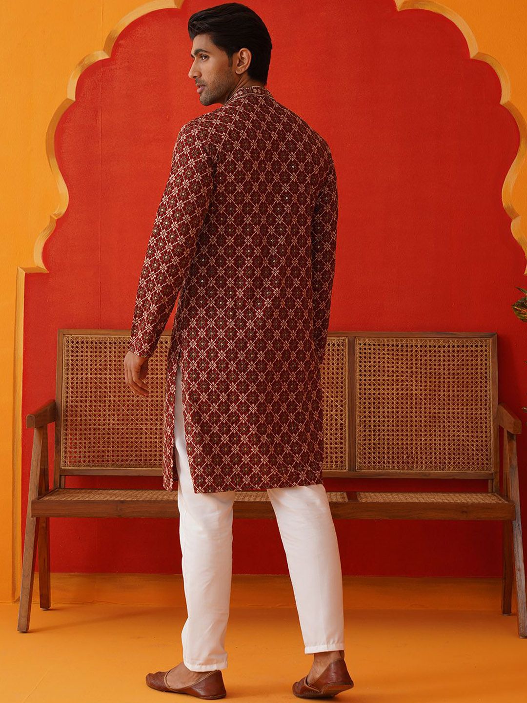 Jompers Men Ethnic Motifs Embroidered Regular Sequinned Kurta with Pyjamas