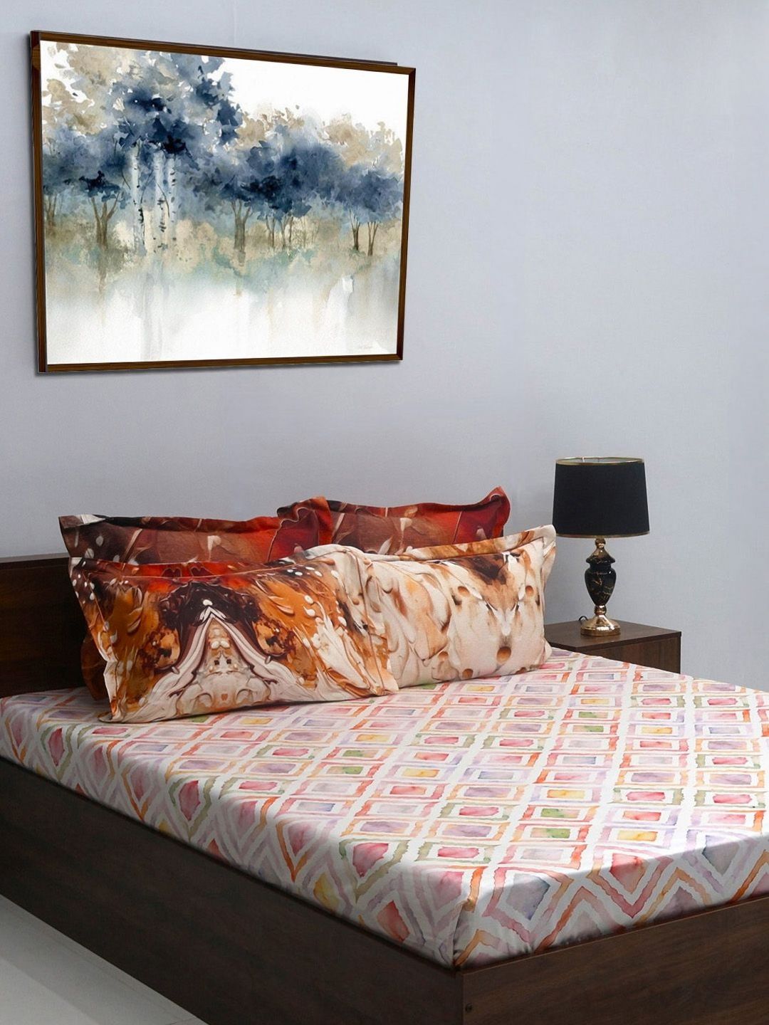 BOMBAY DYEING Peach-Coloured Printed 300 TC Cotton King Bedsheet with 4 Pillow Covers