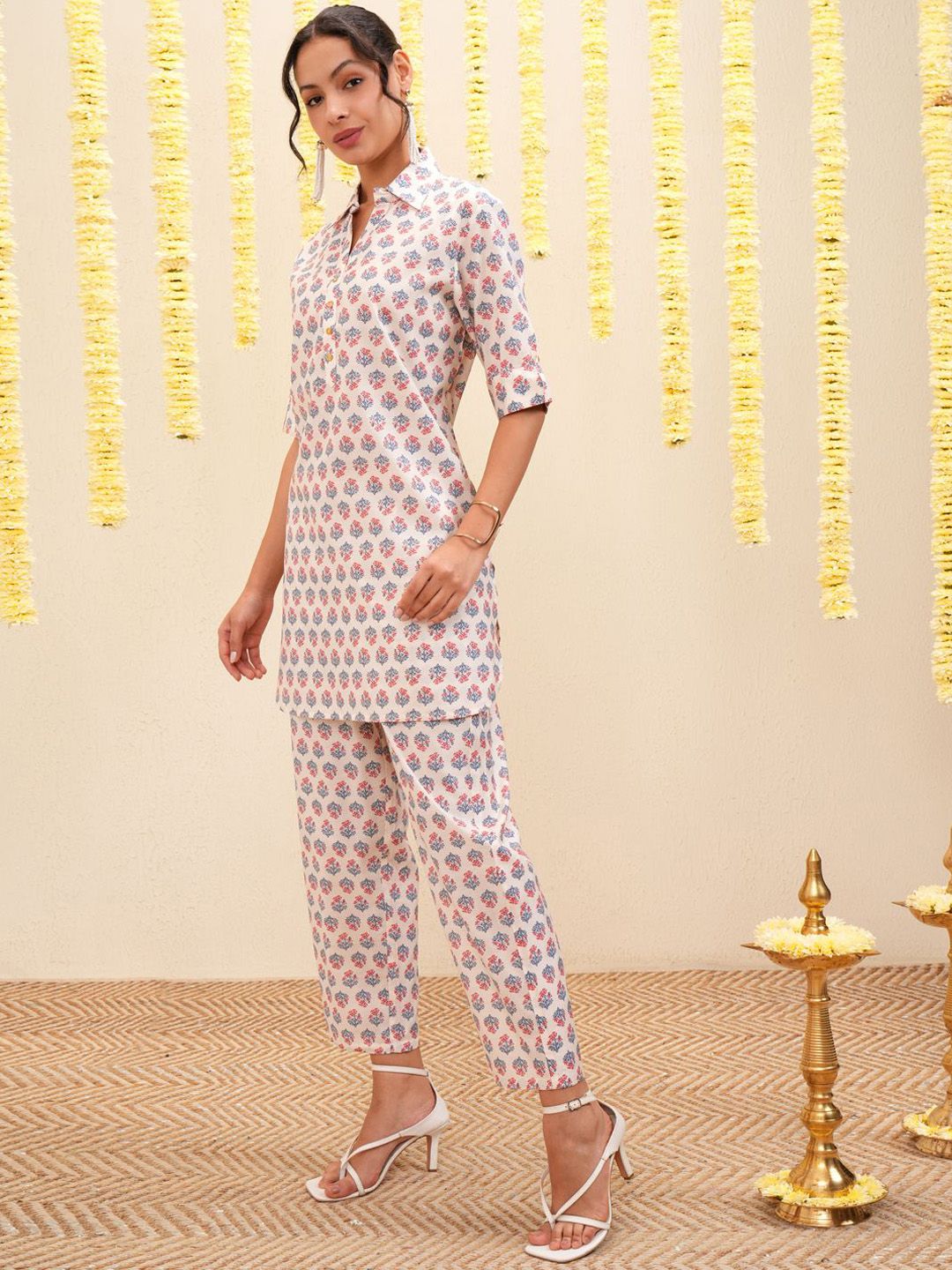 Vishudh White & Blue Floral Printed Shirt Collar Tunic & Trousers