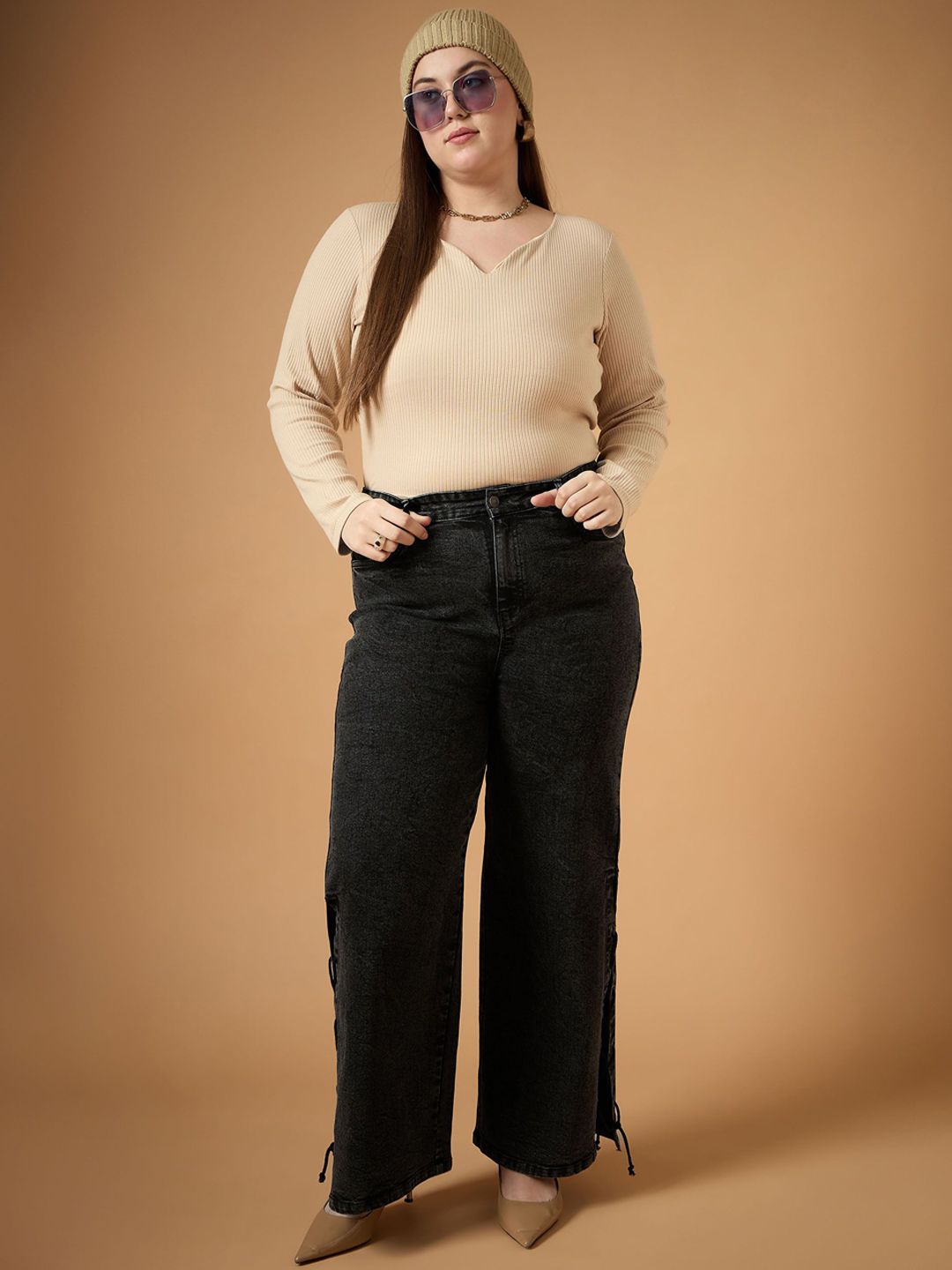 SASSAFRAS Curve Women Straight Fit Light Fade Acid Wash Stretchable Jeans