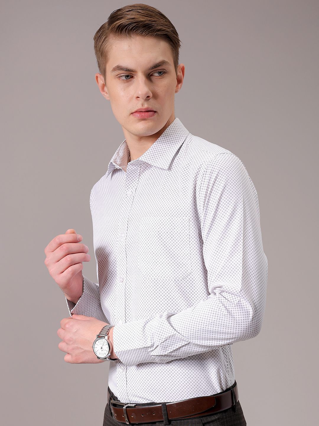 The Indian Garage Co. X Luxe Men Spread Collar Micro Ditsy Printed Slim Fit Formal Shirt