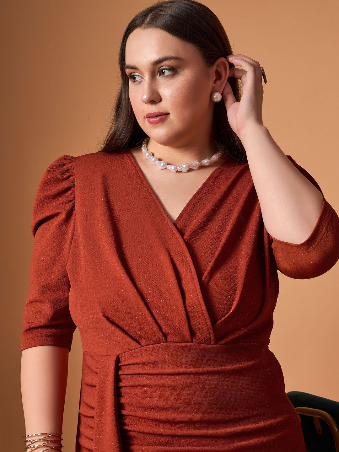 SASSAFRAS Curve Midi Dress