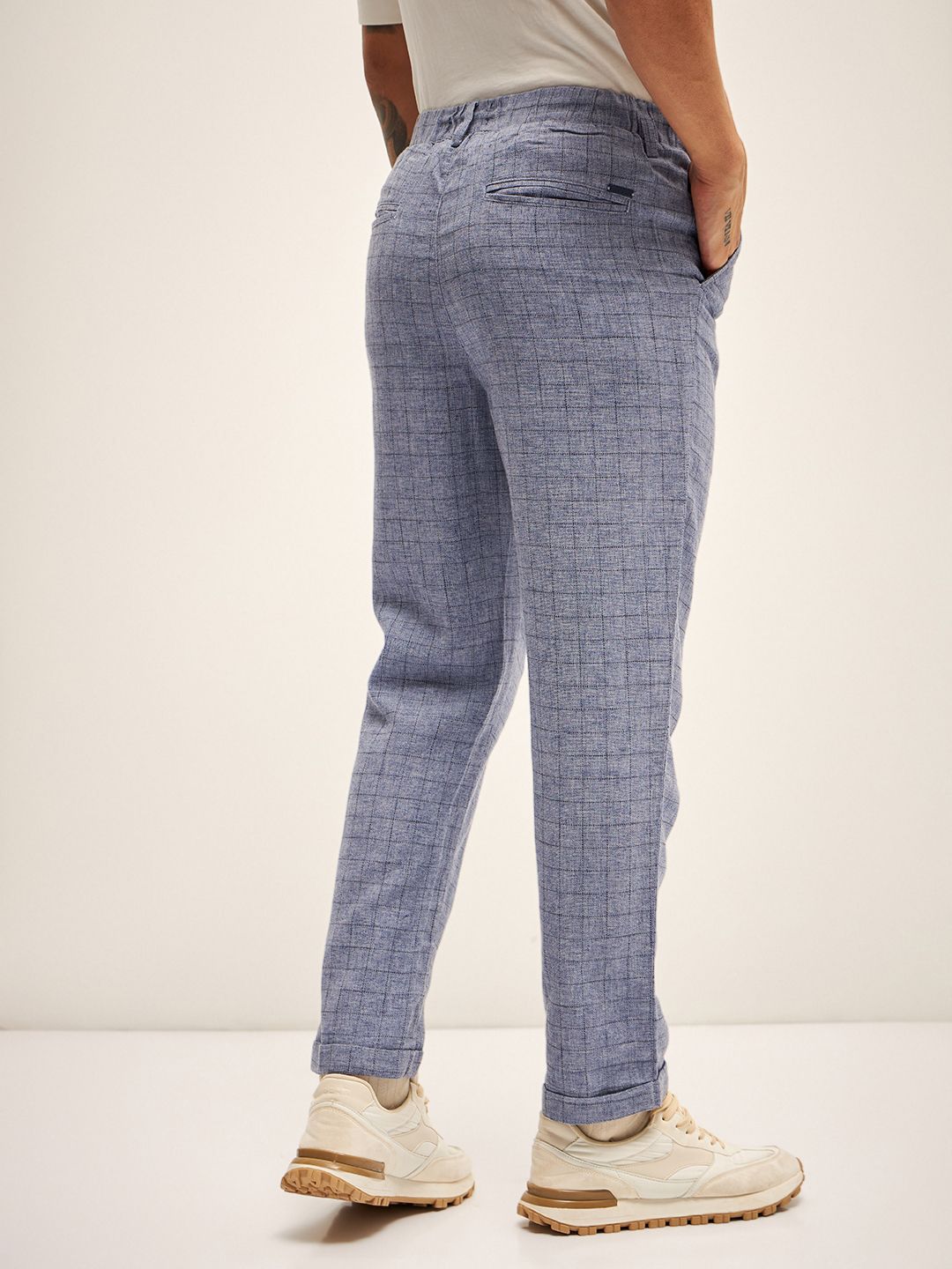 THE BEAR HOUSE Men Checked Regular Fit Trousers