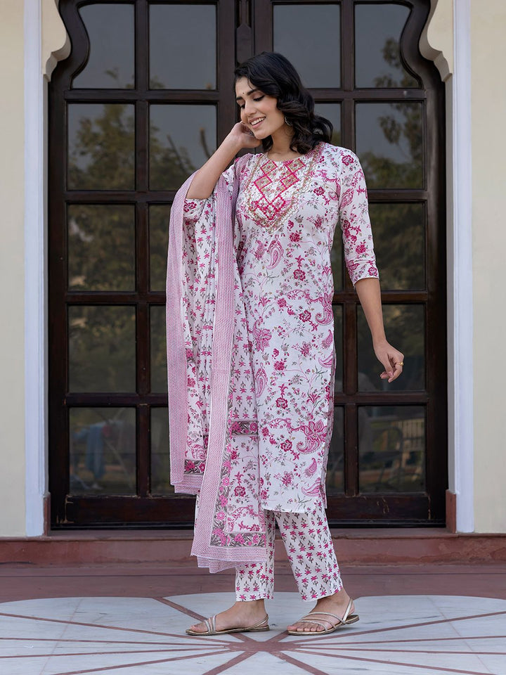 Kalini Wanita Paisley Kurta Kapas Tulen Biasa Dengan Seluar & Dengan Dupatta