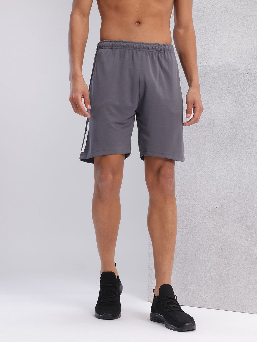 HRX by Hrithik Roshan Men Mid-Rise Regular Fit Rapid-Dry Training Shorts