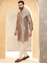 Anouk Brown Woven Design Jacquard Silk Straight Kurta Dengan Piyama Dan Jaket Nehru