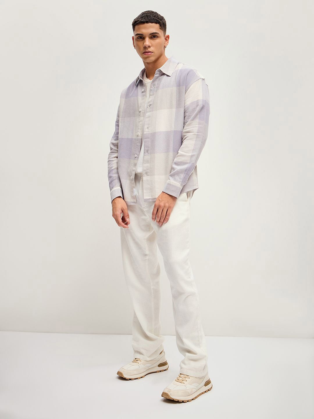 THE BEAR HOUSE Men Checked Oversized Pure Cotton Casual Shirt