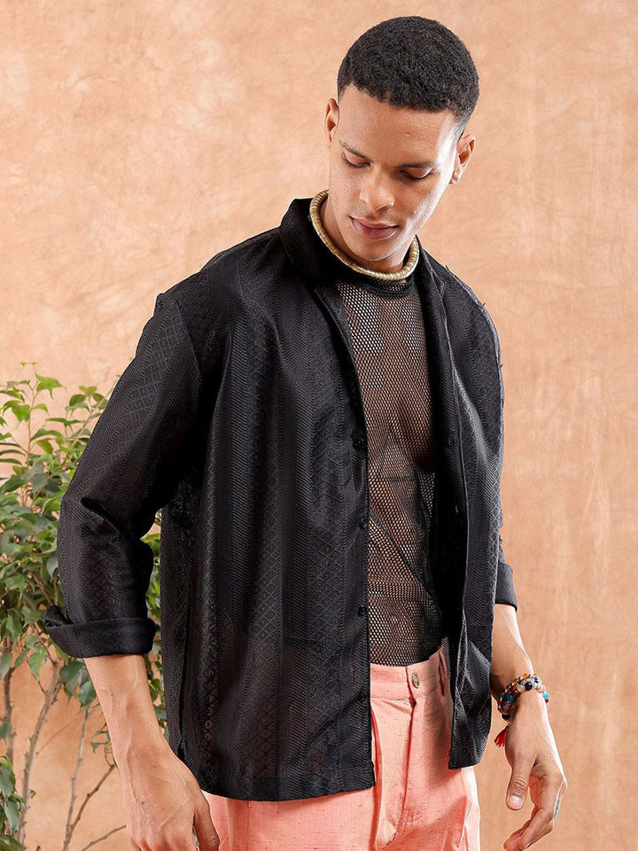 The Indian Garage Co Men Relaxed Fit Solid Warp Knit Lace Resortwear Shirt
