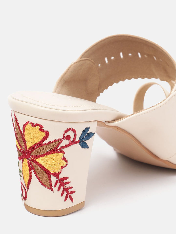 House of Pataudi Open Toe Woven Design Block Heels