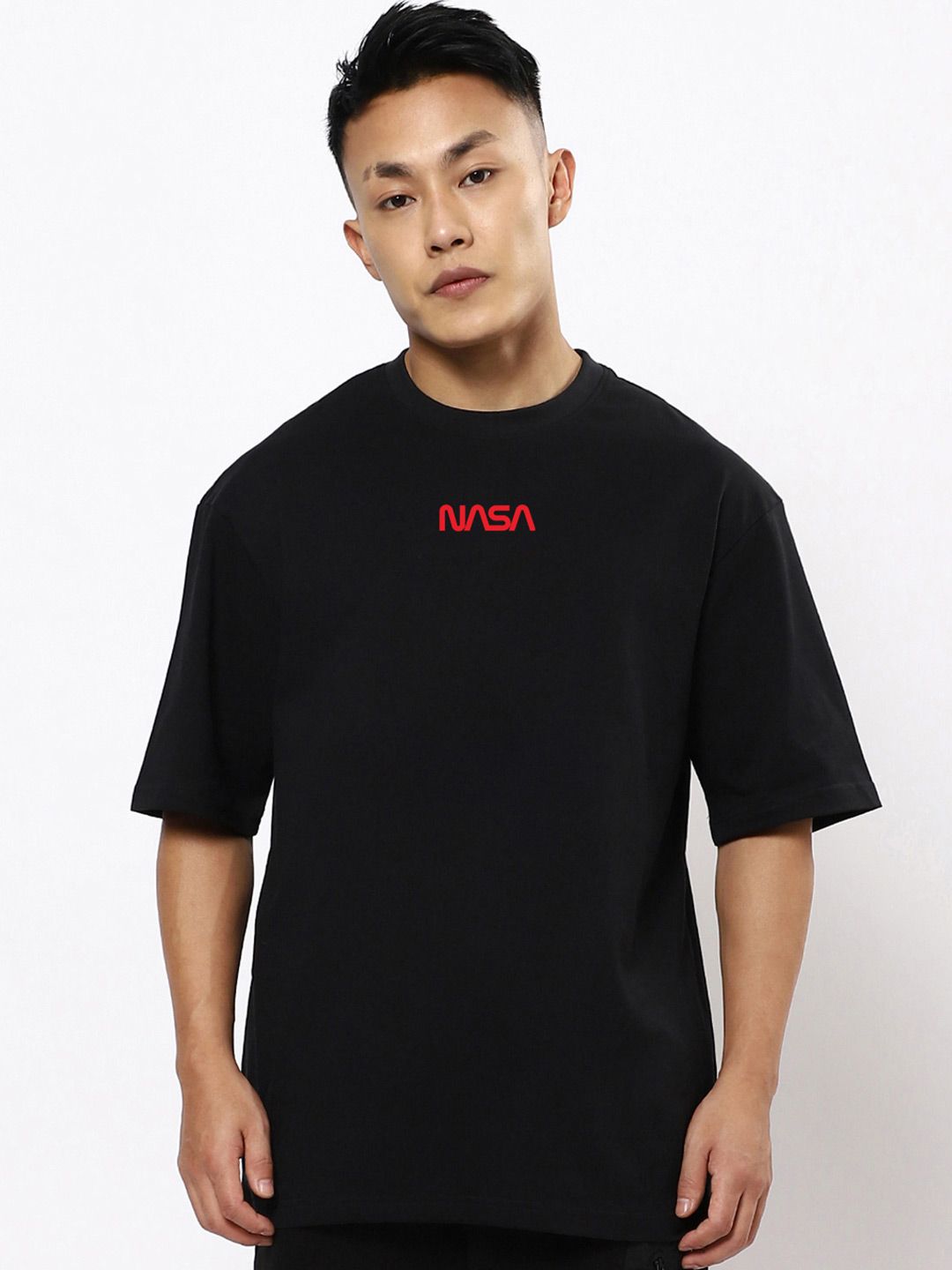 Bewakoof Men Official Nasa Merchandise Fly Me To The Moon Graphic Print Oversized T-shirt