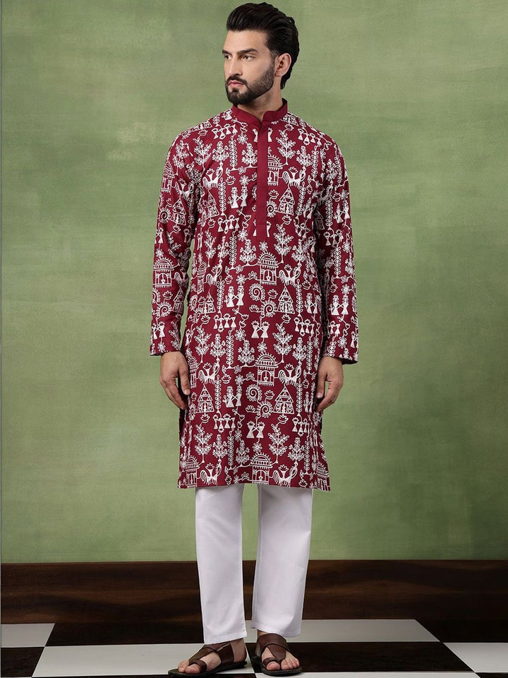 SOJANYA Men Embroidered Thread Work Kurta