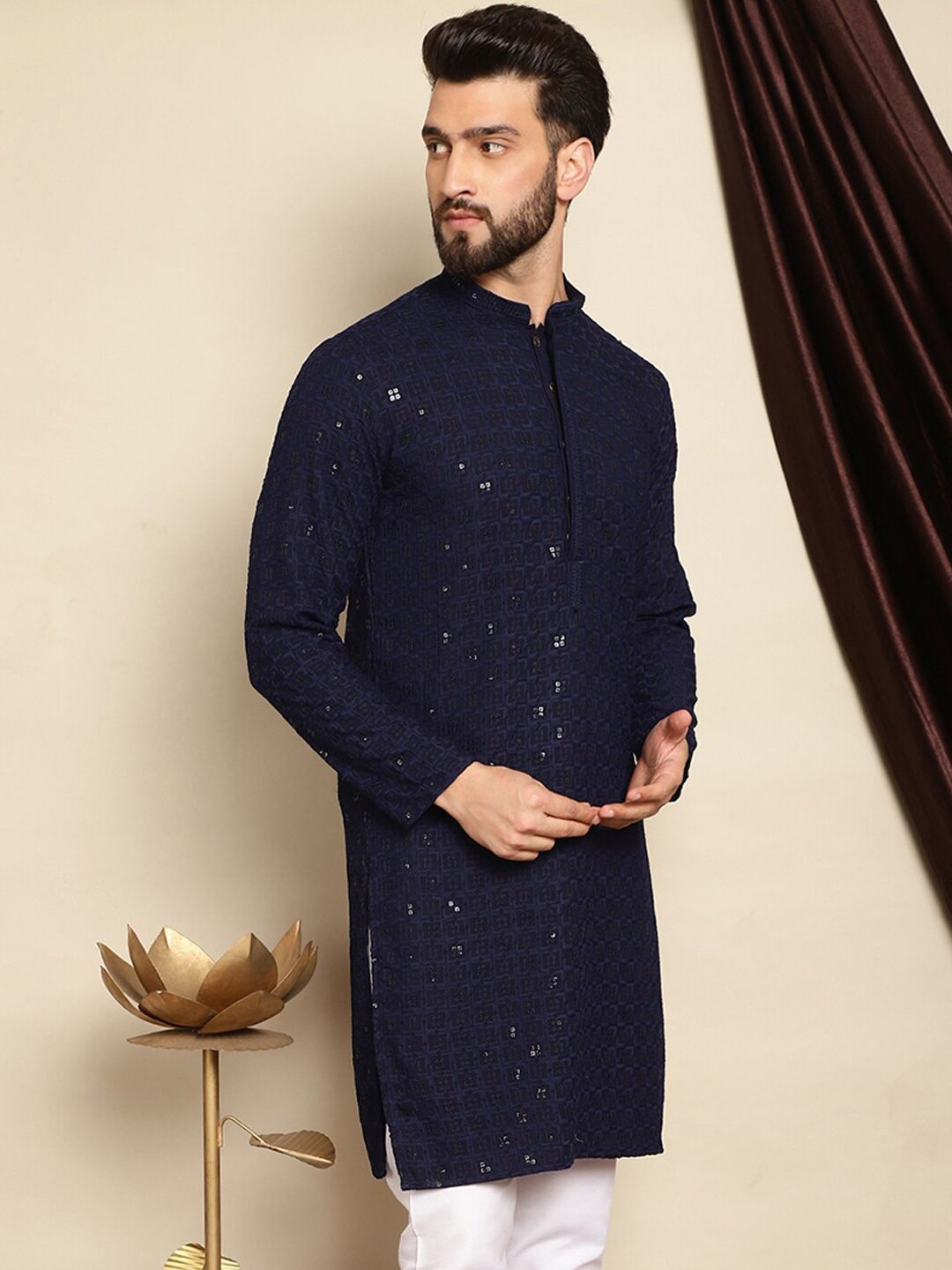 Anouk Navy Blue Motif Etnik Bersulam Labuci Mandarin Kolar Kurta Pure Cotton